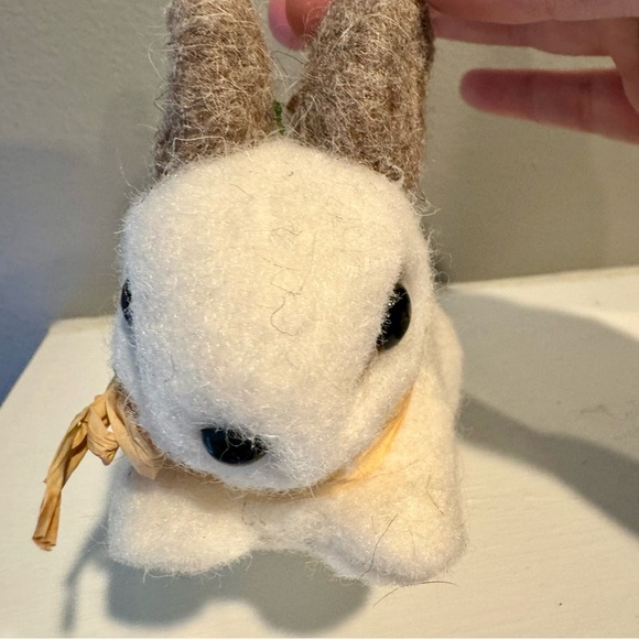 Honeybloom Brown & White Felt Easter Rabbit. Adorable flicked bunny with brown - Picture 4 of 11